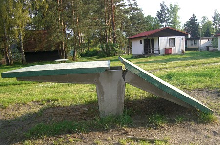 Tischtennisplatte Bily Kamen